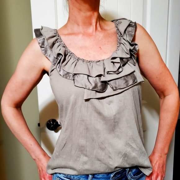 Anthropologie Tops - 🌲 Anthropologie tank style top